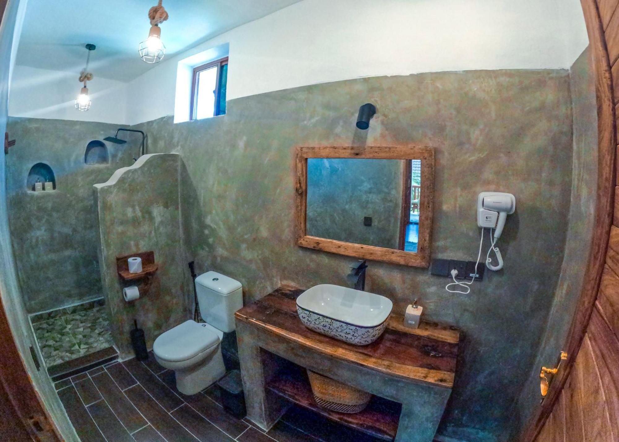 Lodge Ananda